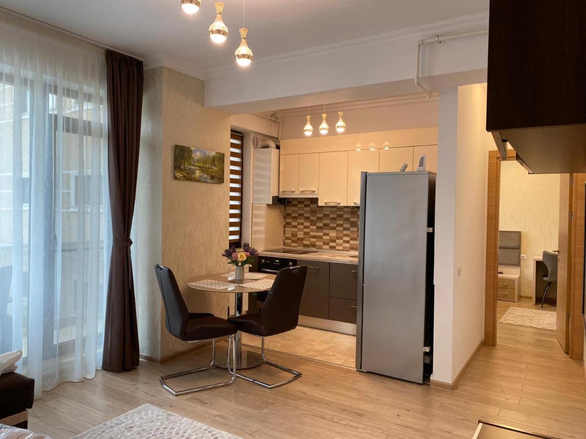 Apartment Sensation Solid